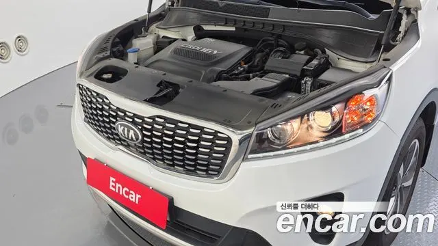 KIA SORENTO 2018 — 148 121 км, белый, Корея — под ключ — фото 6