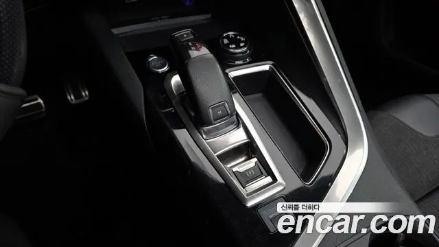 PEUGEOT 3008 2018 — 147 406 км, светло-золотистый, Корея — под ключ — фото 9