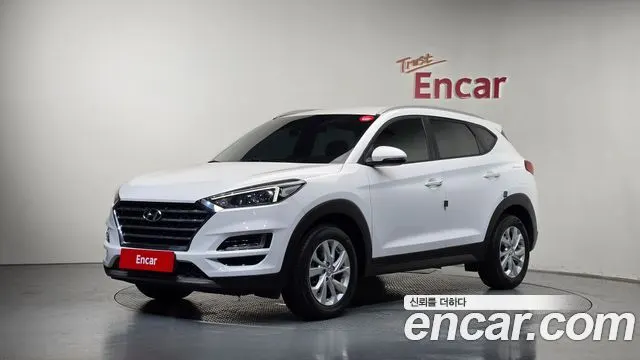 HYUNDAI TUCSON 2020 — 108 208 км, белый, Корея — под ключ — фото 1