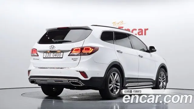 HYUNDAI MAXCRUZ 2017 — 103 378 км, белый, Корея — под ключ — фото 1