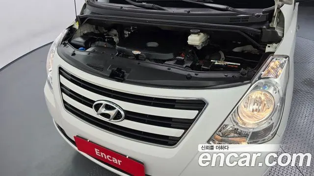 HYUNDAI GRAND STAREX 2018 — 143 194 км, белый, Корея — под ключ — фото 6