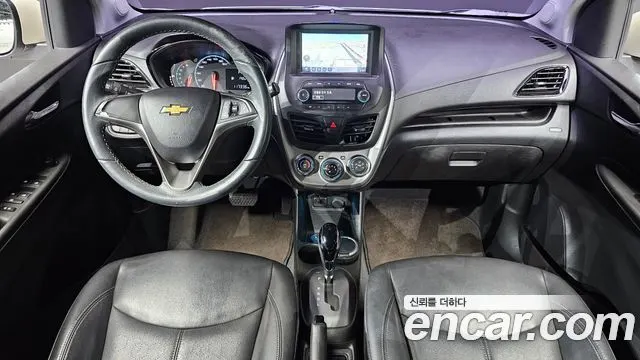 CHEVROLET SPARK 2016 — 117 336 км, белый-перламутр, Корея — под ключ — фото 7