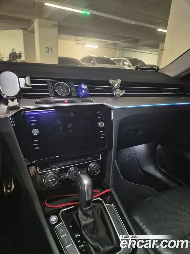 VOLKSWAGEN ARTEON 2020 — 76 500 км, серебристо-серый, Корея — под ключ — фото 4