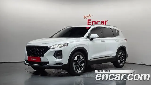 HYUNDAI SANTA FE 2019 — 71 836 км, белый, Корея — под ключ — фото 1