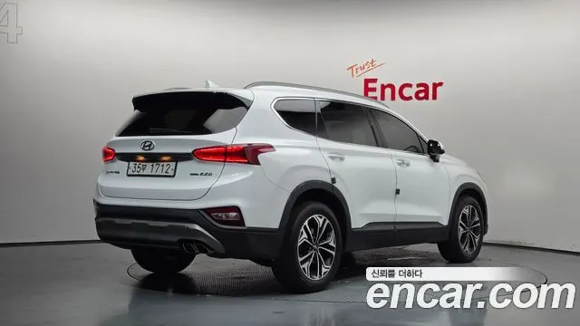 HYUNDAI SANTA FE 2019 — 114 393 км, белый, Корея — под ключ — фото 2