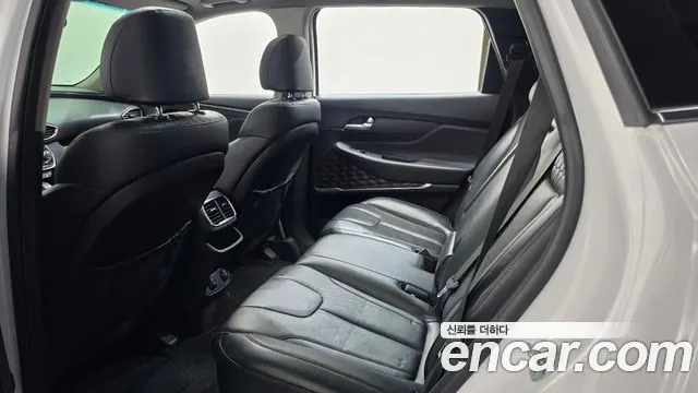HYUNDAI SANTA FE 2019 — 114 393 км, белый, Корея — под ключ — фото 11