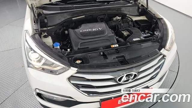 HYUNDAI SANTA FE 2016 — 143 752 км, белый, Корея — под ключ — фото 6