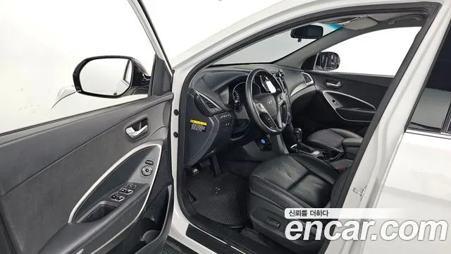 HYUNDAI SANTA FE 2016 — 143 752 км, белый, Корея — под ключ — фото 10