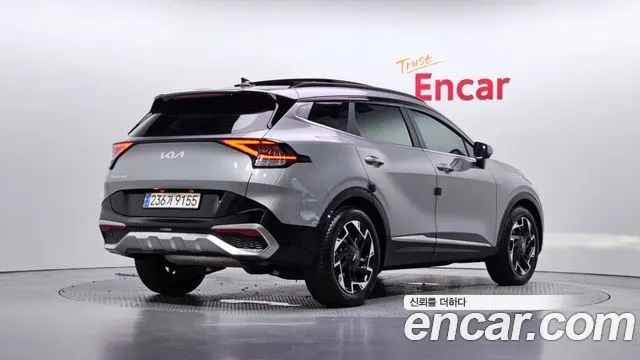 KIA SPORTAGE 2024 — 42 969 км, серебристо-серый, Корея — под ключ — фото 2