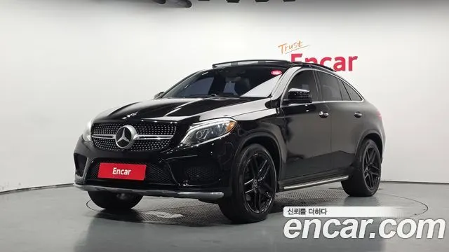 MERCEDES-BENZ GLE-CLASS W166 2018 — 135 340 км, чёрный, Корея — под ключ — фото 1