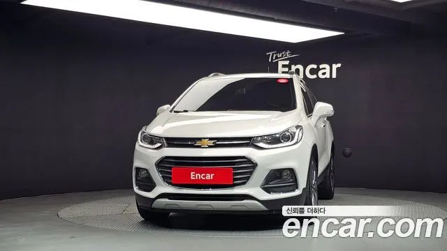 CHEVROLET TRAX 2018 — 99 970 км, белый, Корея — под ключ — фото 3