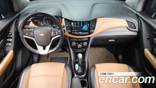 CHEVROLET TRAX 2018 — 99 970 км, белый, Корея — под ключ — фото 7