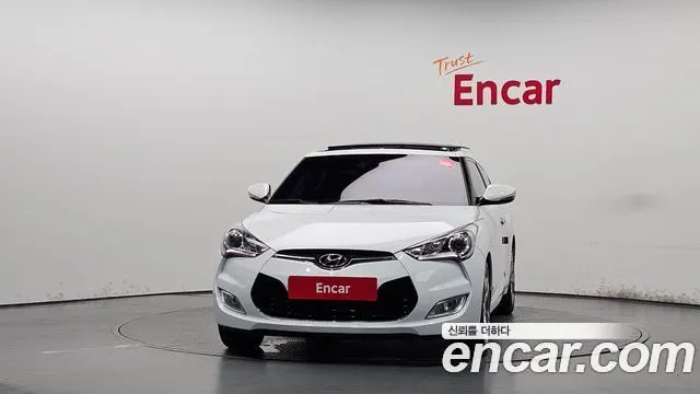 HYUNDAI VELOSTER 2016 — 109 332 км, белый, Корея — под ключ — фото 3