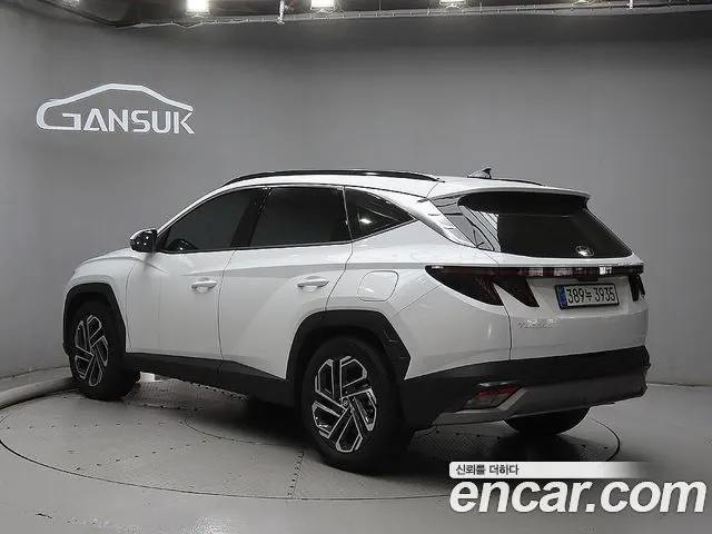 HYUNDAI TUCSON HYBRID 2026 — 5 378 км, белый, Корея — под ключ — фото 3