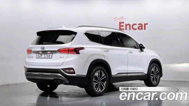 HYUNDAI SANTA FE 2019 — 97 886 км, белый, Корея — под ключ — фото 2