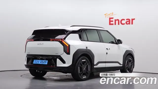 KIA EV3 2026 — 22 820 км, белый, Корея — под ключ — фото 2