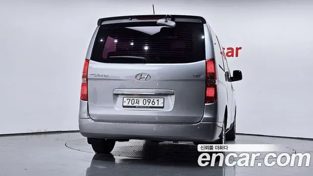 HYUNDAI GRAND STAREX 2018 — 121 359 км, серебристый, Корея — под ключ — фото 4