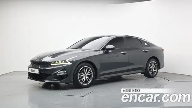 KIA K5 — из Кореи под ключ