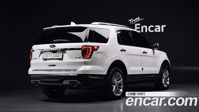 FORD EXPLORER 2019 — 101 455 км, белый, Корея — под ключ — фото 2