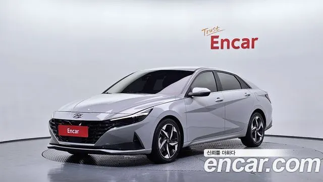 HYUNDAI AVANTE 2021 — 108 272 км, серебристо-серый, Корея — под ключ — фото 1