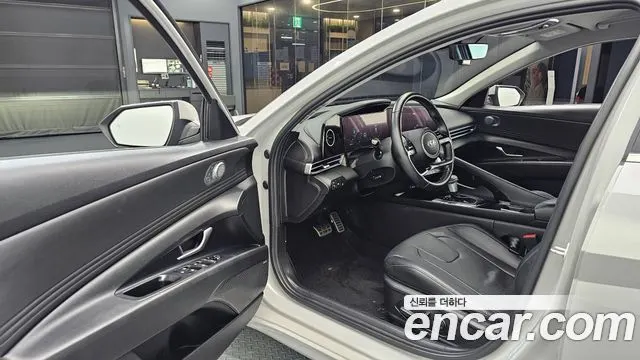 HYUNDAI AVANTE 2021 — 108 272 км, серебристо-серый, Корея — под ключ — фото 10