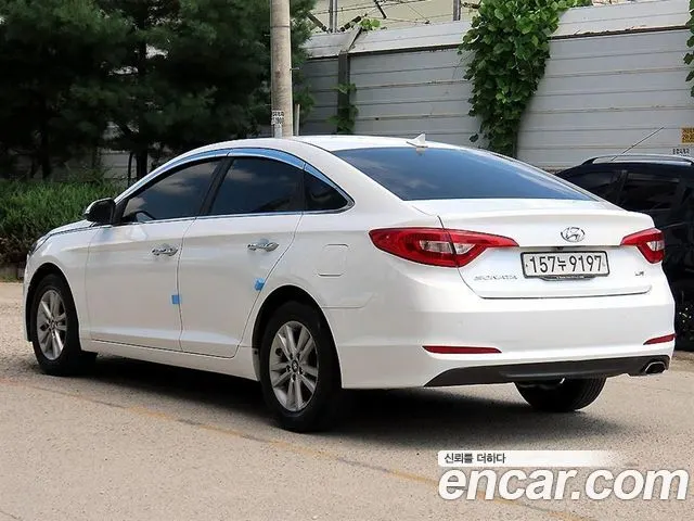 HYUNDAI SONATA 2015 — 167 009 км, белый, Корея — под ключ — фото 3