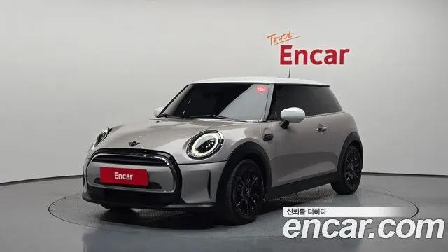 MINI COOPER 2024 — 28 592 км, белый-перламутр, Корея — под ключ — фото 1