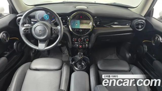 MINI COOPER 2024 — 28 592 км, белый-перламутр, Корея — под ключ — фото 7