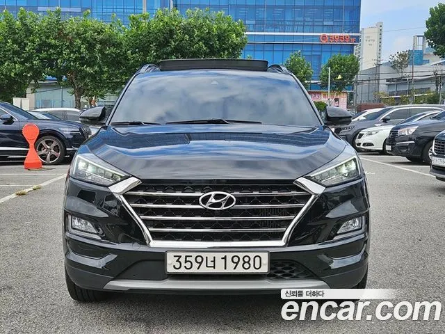 HYUNDAI TUCSON 2019 — 62 571 км, чёрный, Корея — под ключ — фото 2