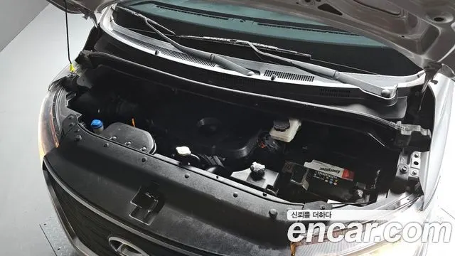 HYUNDAI GRAND STAREX 2018 — 148 434 км, серебристо-серый, Корея — под ключ — фото 6
