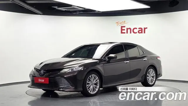 TOYOTA CAMRY 2019 — 43 005 км, коричневый, Корея — под ключ — фото 1