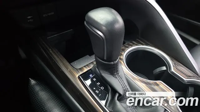 TOYOTA CAMRY 2019 — 43 005 км, коричневый, Корея — под ключ — фото 9