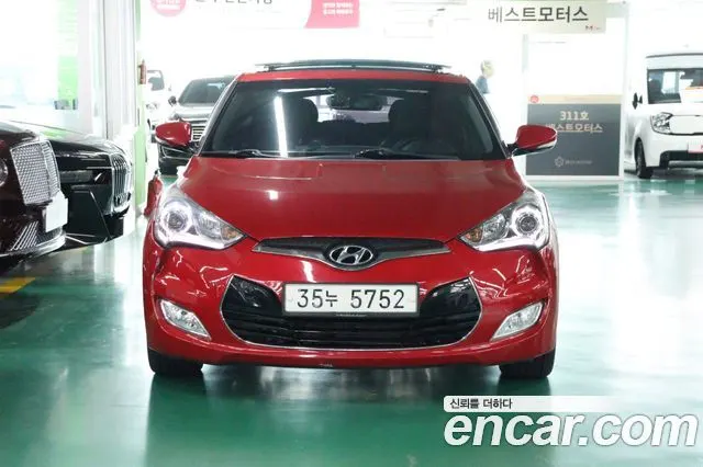 HYUNDAI VELOSTER 2014 — 117 944 км, красный, Корея — под ключ — фото 2