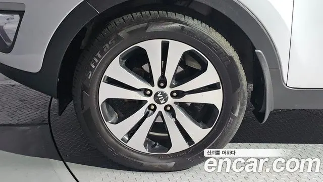 KIA SPORTAGE R 2011 — 151 868 км, серебристый, Корея — под ключ — фото 5