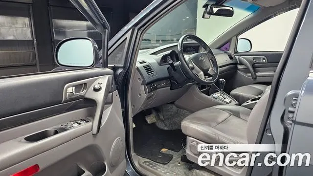 KGM KORANDO TURISMO 2015 — 94 779 км, серый, Корея — под ключ — фото 10