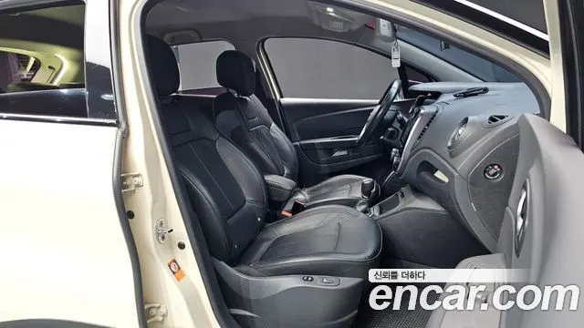 RENAULT KOREA QM3 2018 — 191 793 км, белый-перламутр, Корея — под ключ — фото 12