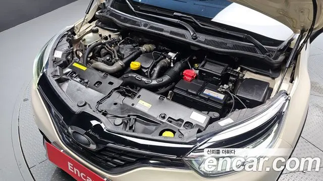 RENAULT KOREA QM3 2018 — 191 793 км, белый-перламутр, Корея — под ключ — фото 6