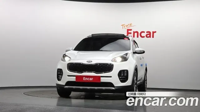 KIA SPORTAGE 2016 — 106 178 км, белый, Корея — под ключ — фото 3