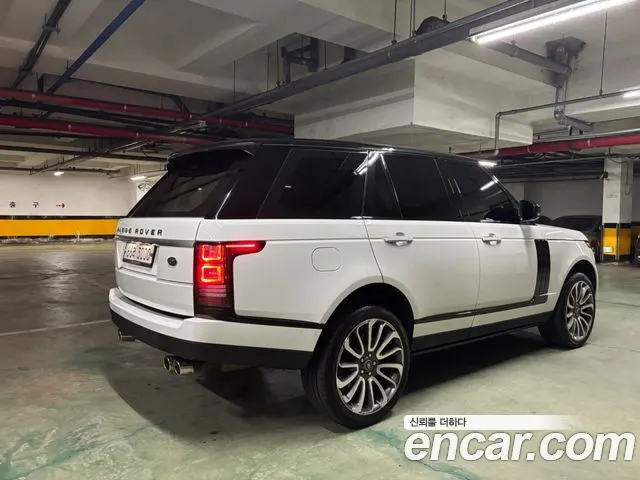 LAND ROVER RANGE ROVER 2014 — 108 000 км, белый, Корея — под ключ — фото 7