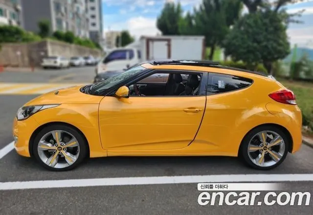 HYUNDAI VELOSTER 2013 — 128 000 км, жёлтый, Корея — под ключ — фото 3