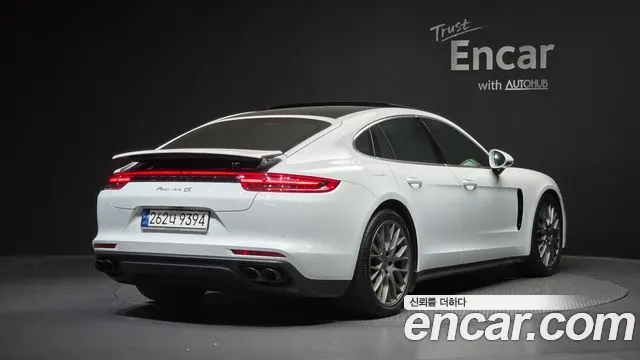 PORSCHE PANAMERA 2018 — 58 720 км, белый, Корея — под ключ — фото 1