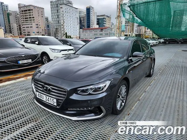 HYUNDAI GRANDEUR HYBRID 2019 — 94 950 км, серый, Корея — под ключ — фото 1