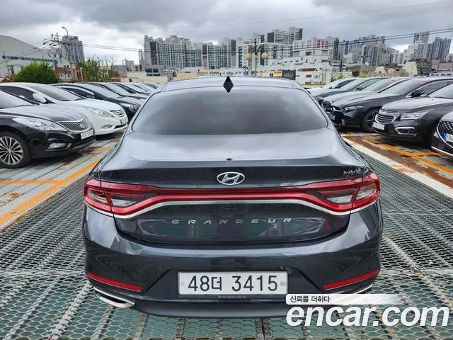 HYUNDAI GRANDEUR HYBRID 2019 — 94 950 км, серый, Корея — под ключ — фото 5