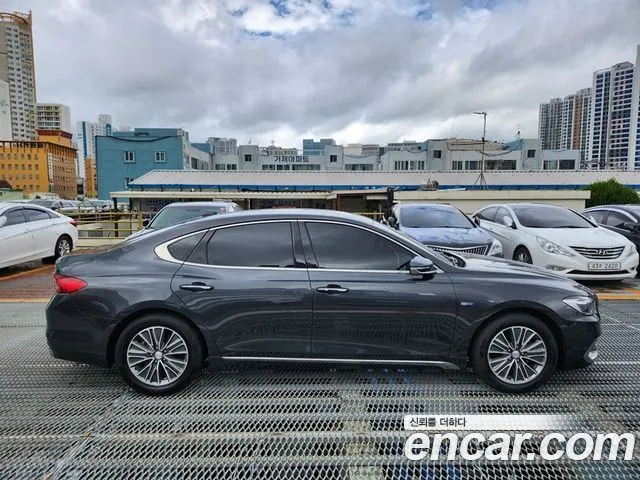 HYUNDAI GRANDEUR HYBRID 2019 — 94 950 км, серый, Корея — под ключ — фото 7
