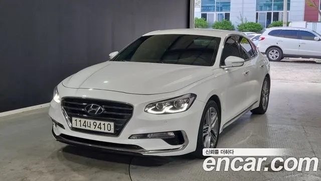 HYUNDAI GRANDEUR 2019 — 134 789 км, белый, Корея — под ключ — фото 1