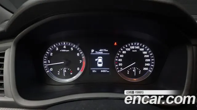 HYUNDAI SONATA 2018 — 84 551 км, серебристо-серый, Корея — под ключ — фото 8