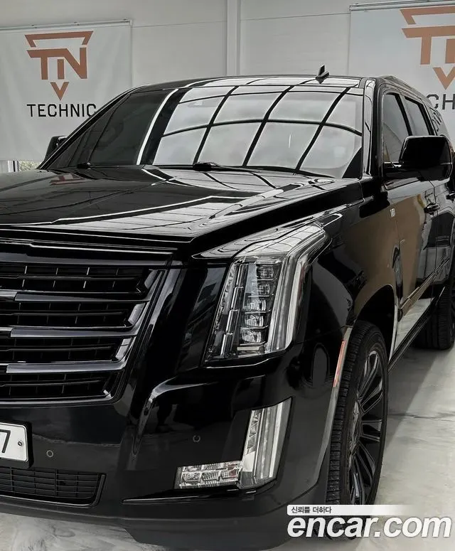CADILLAC ESCALADE 2015 — 51 300 км, чёрный, Корея — под ключ — фото 2