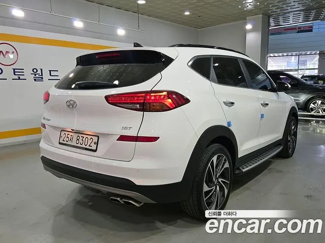 HYUNDAI TUCSON 2019 — 65 870 км, белый, Корея — под ключ — фото 3