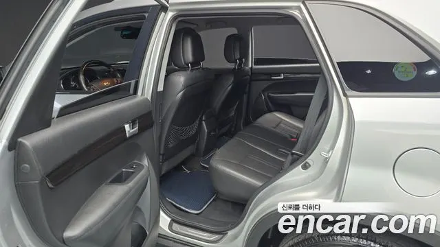 KIA SORENTO R 2010 — 187 150 км, серебристый, Корея — под ключ — фото 11