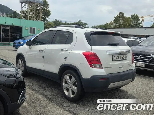 CHEVROLET TRAX 2015 — 88 280 км, белый, Корея — под ключ — фото 5